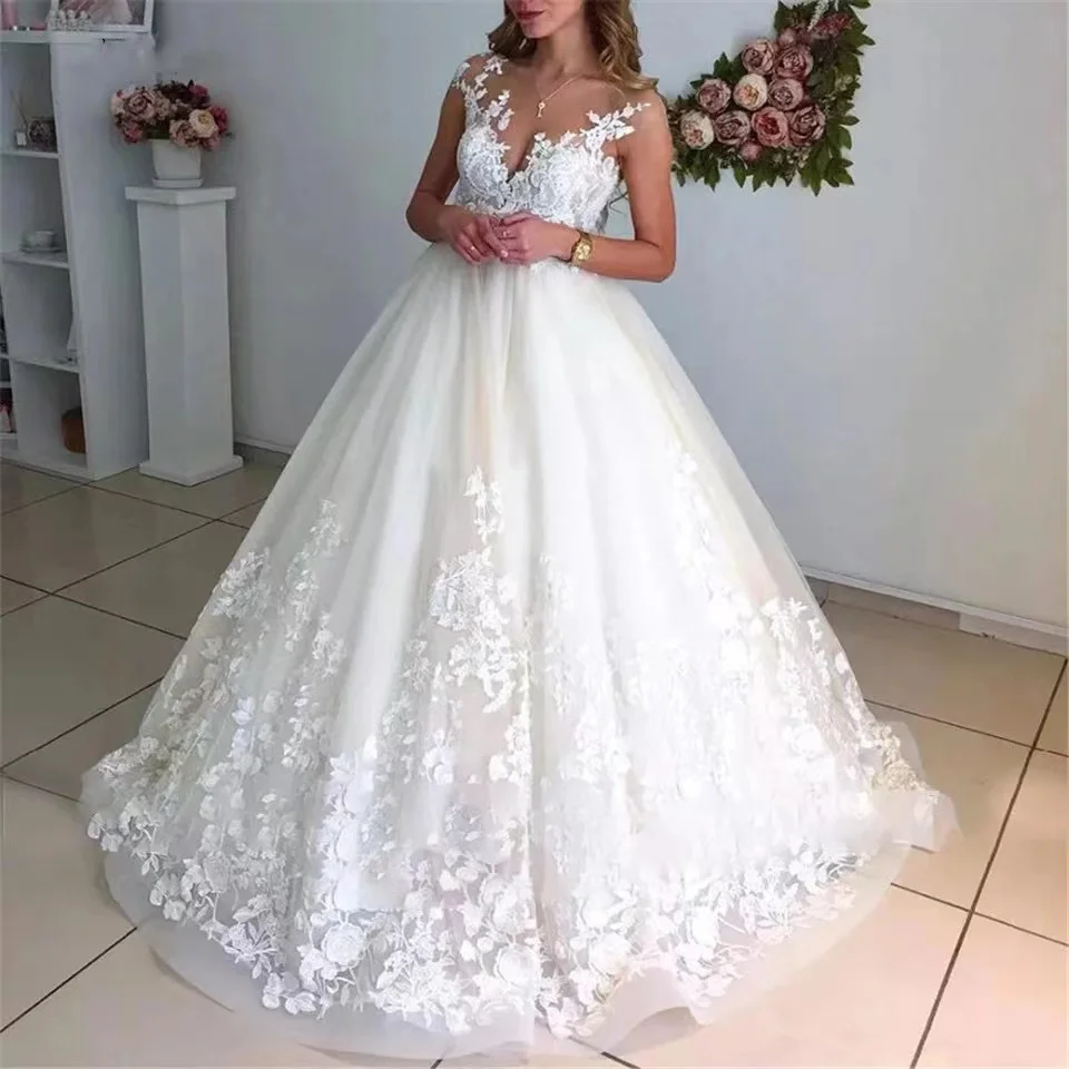 

Plus Size Ball Gown Wedding Dresses Illusion Scoop Cap Sleeves 2022 Lace Appliques Custom Made Bridal Gowns Robe de Mariee