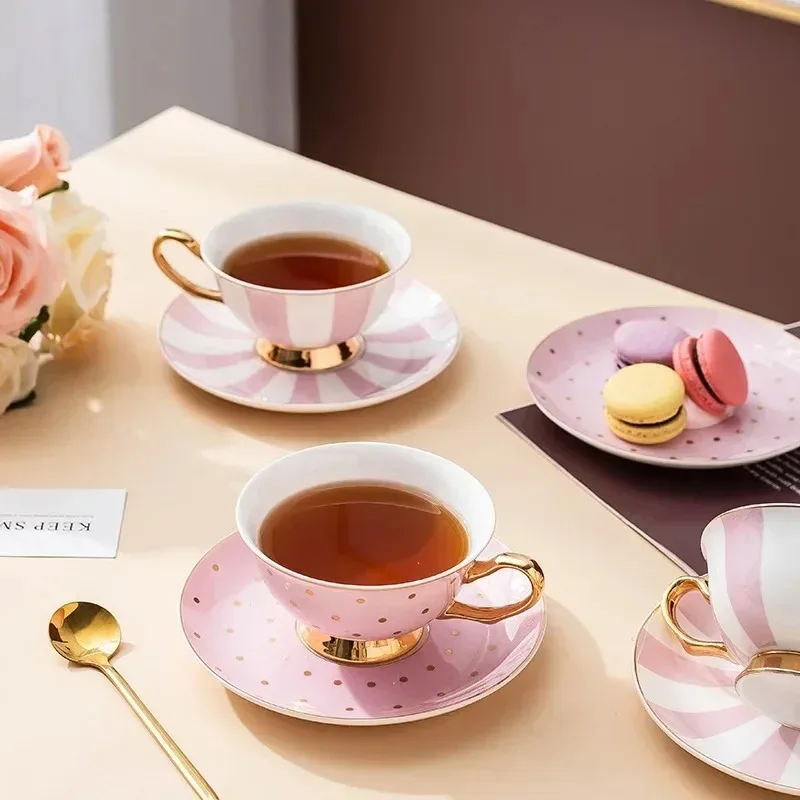 

Ceramic Pink Coffee Mugs Exquisite Bone China Milk Cup European Office Afternoon Tea Cups Kitchen Drinkware Home Accessories