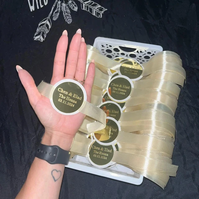 20/50/100 sztuk spersonalizowane grawerowane lustro metki na prezenty ślubne metki z imionami znaczniki z henną akrylowe wykaszarki koło Baby Shower metka na prezent