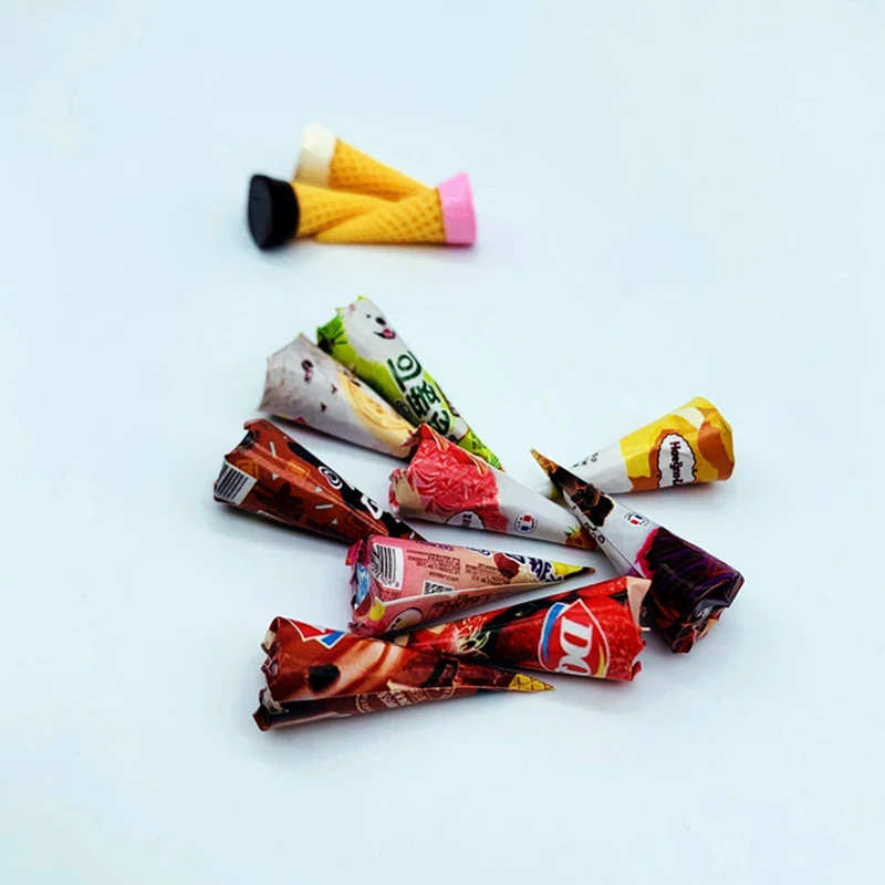 3Pcs/set Random Dollhouse Mini Ice Cream Cone 1/12 Miniature Simulation Dessert Dolls House Kitchen Food Decor Accessories-Toy
