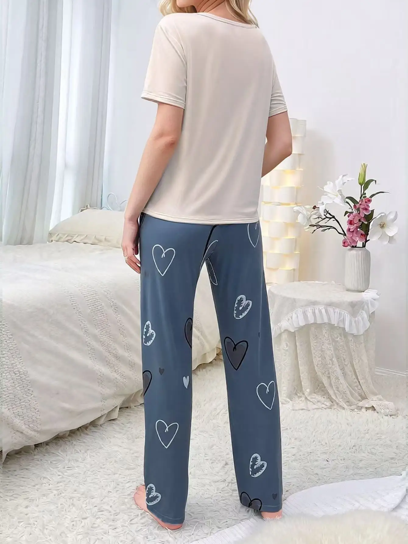 Hot Sale Women's Short Sleeve Sweatpants Thinner Simple Heart Casual Home Wear for Outdoor Pajama Women Sleepwear