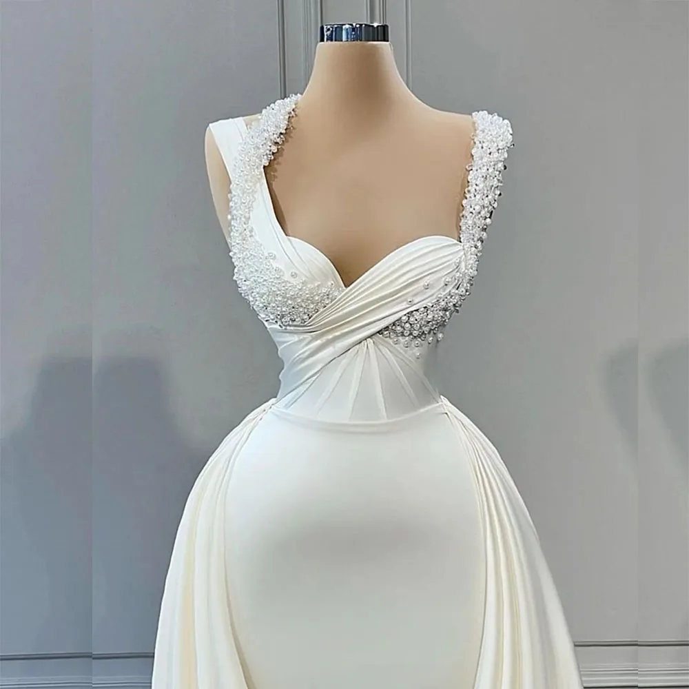 Luxury White Pearls Pleat Evening Dresses Chic Sleeveless Chapel Train Sweetheart Gowns Elegant Women Princess Dress Vestidos