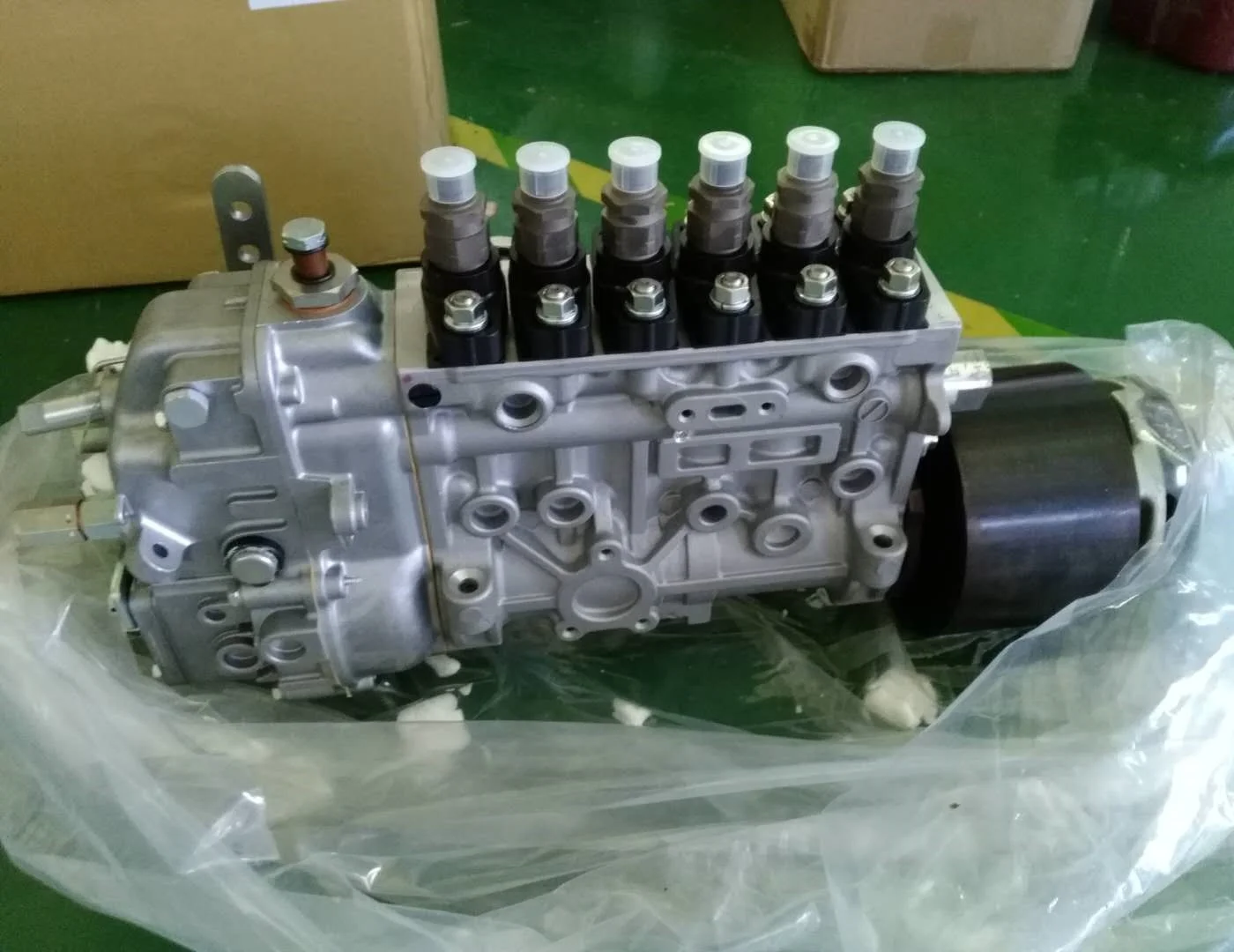 6D125E-2A fue pump 6150-72-1171 for D65E-12 dozer