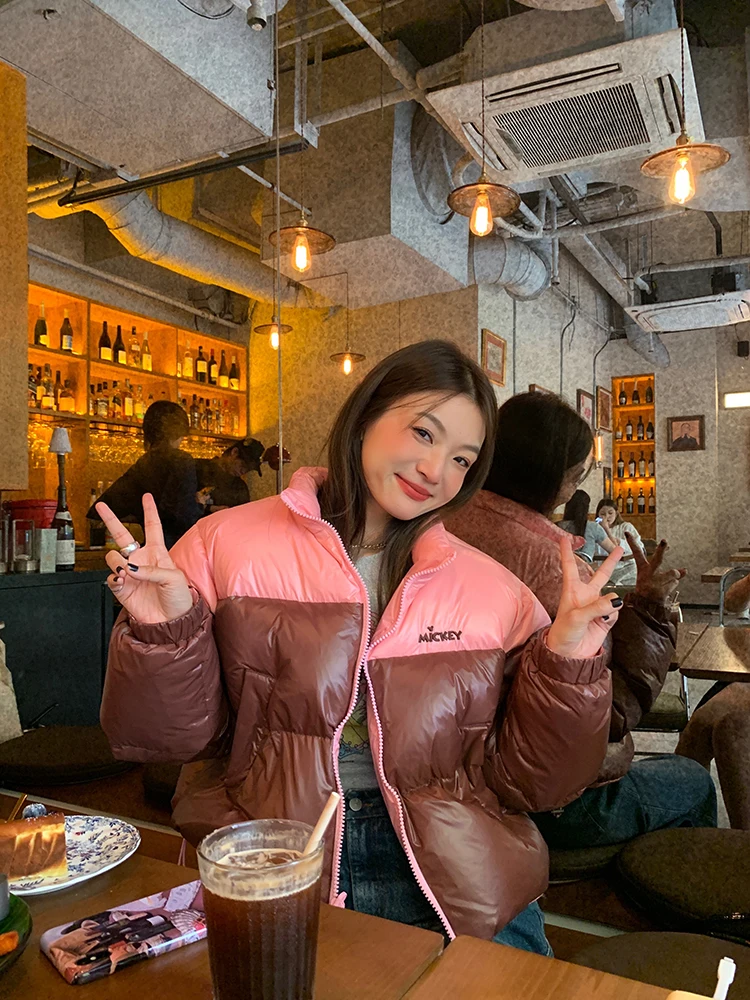 سترة شتوية نسائية 2024 تصميم جديد قابلة للارتداء على الوجهين بياقة عالية دافئة مرقعة ملابس خارجية على الطراز الكوري للتنقل ال...