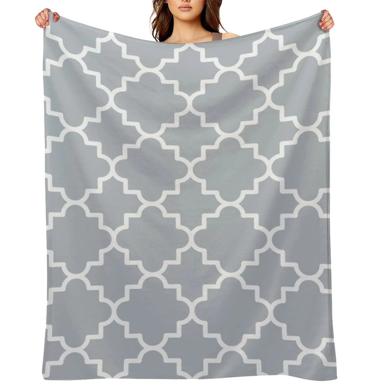 

Quatrefoil-2, white on silver grey Throw Blanket christmas gifts Decorative Beds Cute Large Blankets