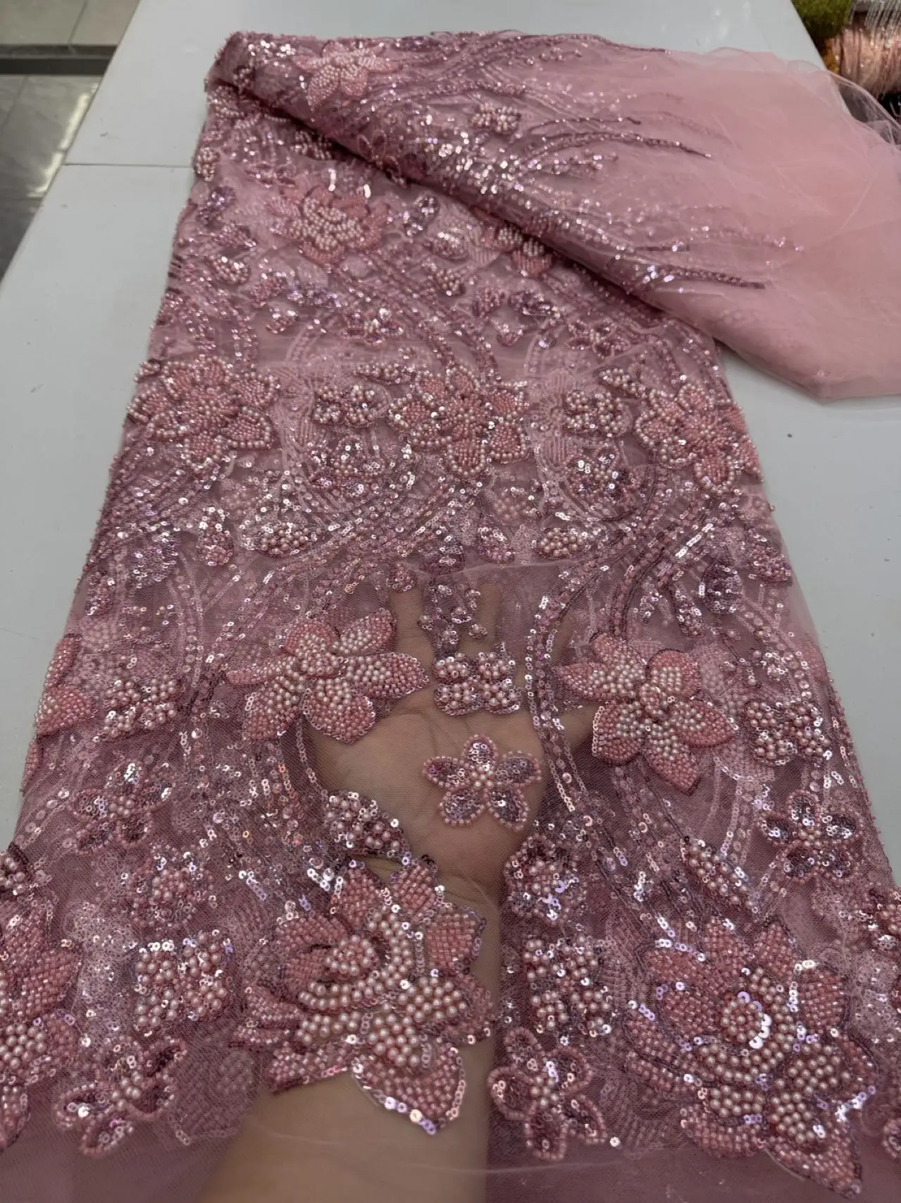 Top Grade Handcut African Nigeria High-Quality Sequins Embroidery Tulle Lace Fabric Guipure Dress Beads Stone for Wedding JY540