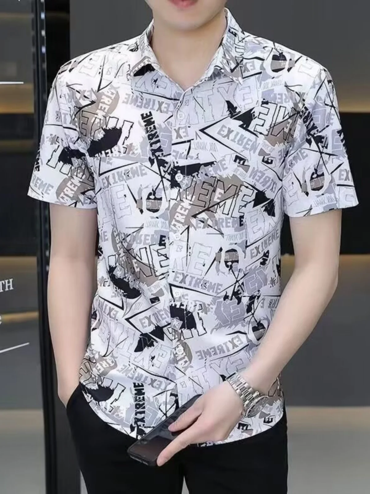 قميص رجالي بأكمام قصيرة صيف 2024، خفيف من الحرير الصناعي، تصميم عصري ضيق، مناسب للأعمال، نصف كم من القطن الخالص، أنيق للتنقل ...