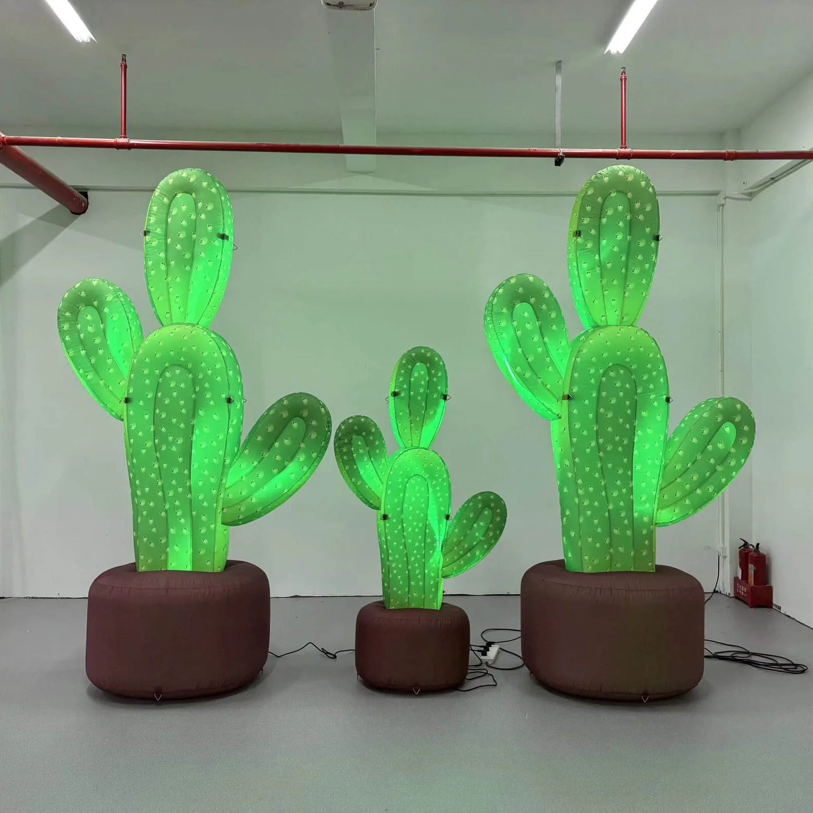 

Гигантский надувной кактус, воздушный удар, реалистичные кактусы с белой светодиодной подсветкой, уличный декоративный реквизит для мероприятий, рекламный реквизит