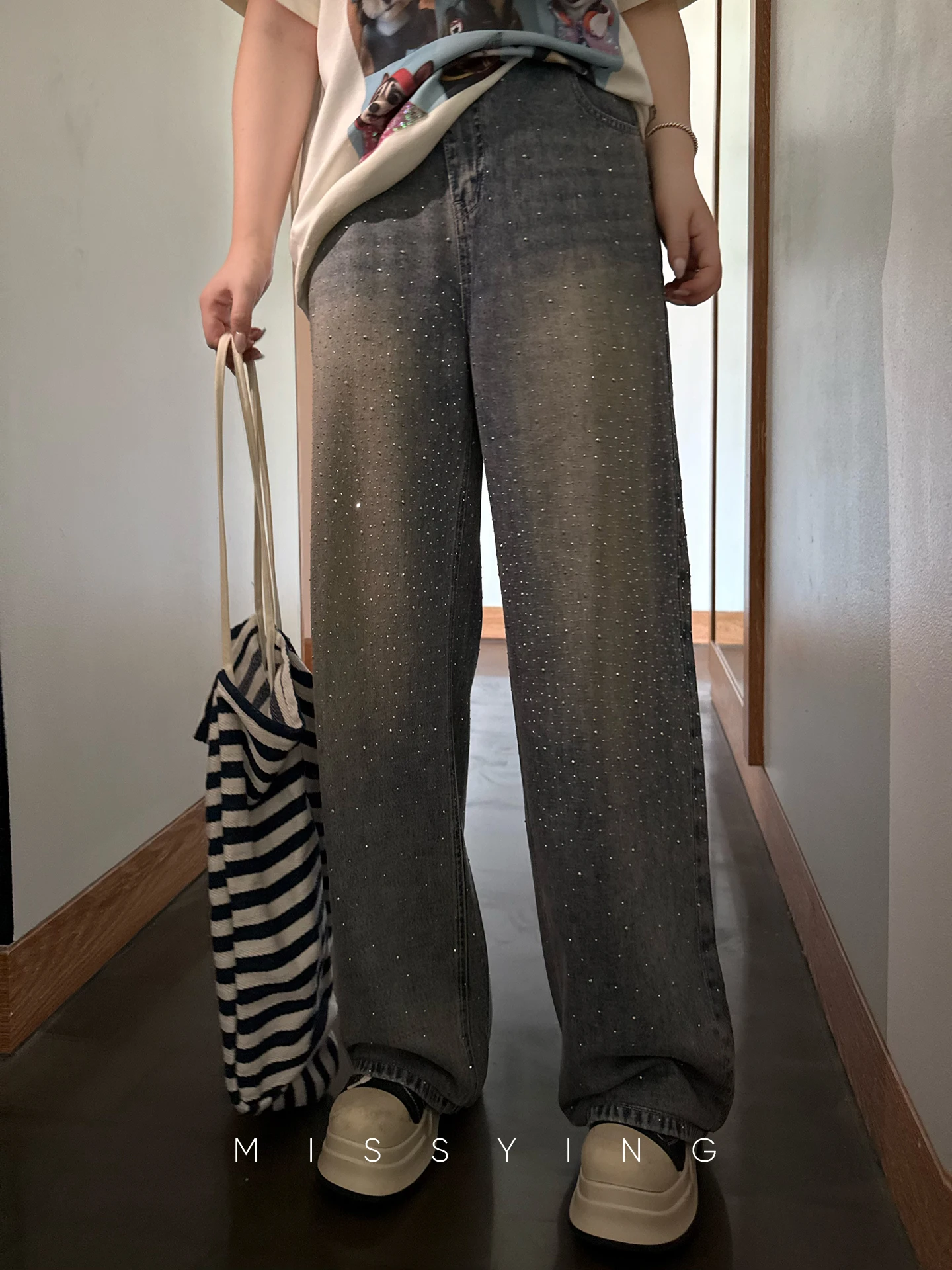 

Miss Ying Retro Flashy Heavyweight Cotton Wide Leg Jeans Loose Fit High Waist Button Closure Summer Ladies Denim Pants