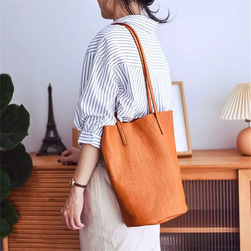 

PNDME Simple Casual Luxury Genuine Leather Women's Tote Bag Fashion Vintage Designer Real Cowhide Female Shopping Shoulder Bag