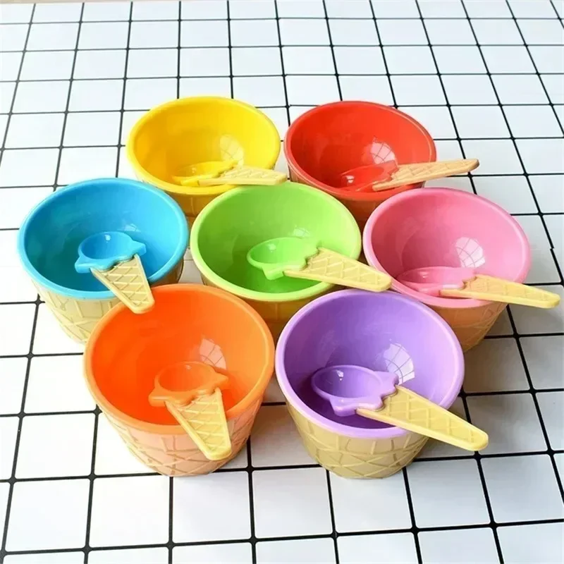 Hot 1pc Ice Cream Mixing Bowl DIY Handmade  Resistance Wrestling Hot Cute Ice Cream Plastic Bowl Many Colors To Choose From