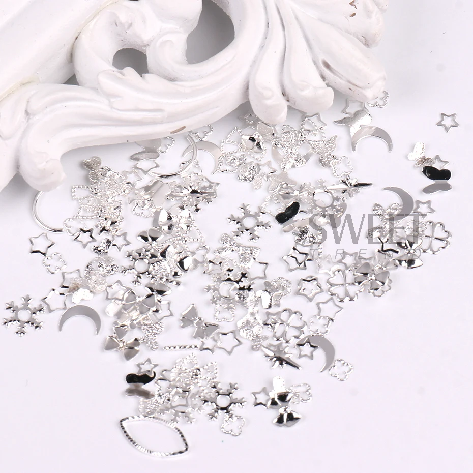 Rivetti in metallo Nail Art Charm Oro Argento Luna Stella Cornice Farfalla Gioielli Fette Pentagramma lucido Accessori per manicure Ornamenti