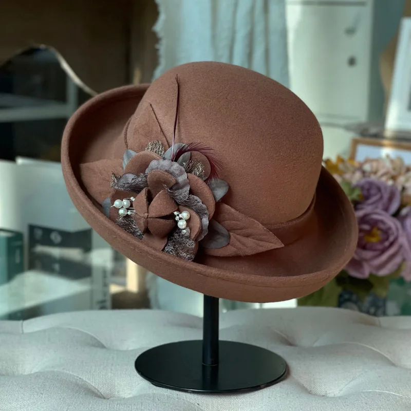 Women's Autumn And Winter Flower Curling Woolen Hat Middle-aged And Elderly People's Hats 2022 Young Woman Shows Off Her Face