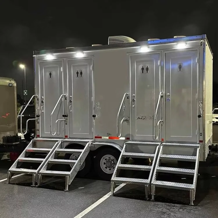 Prefab Mobile Toilet One-piece Mold FRP Body Easy Rinse Clean No Water Leak Park Beach Festival Temporary Public Toilet