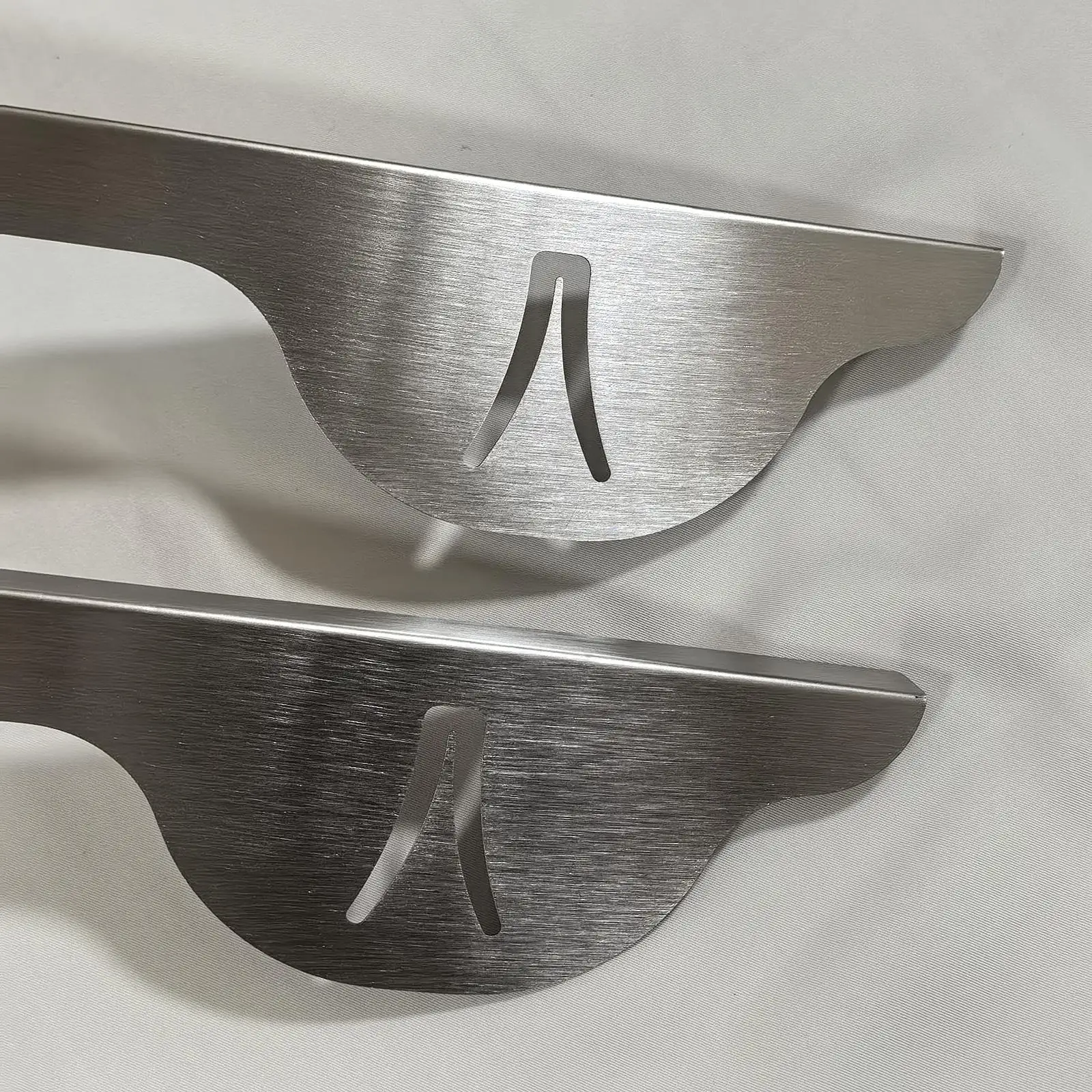 Seals Gaps Between Stovetop and Counter Stainless Steel Gap Cover Anti Spill Filler for Kitchen and Oven Area