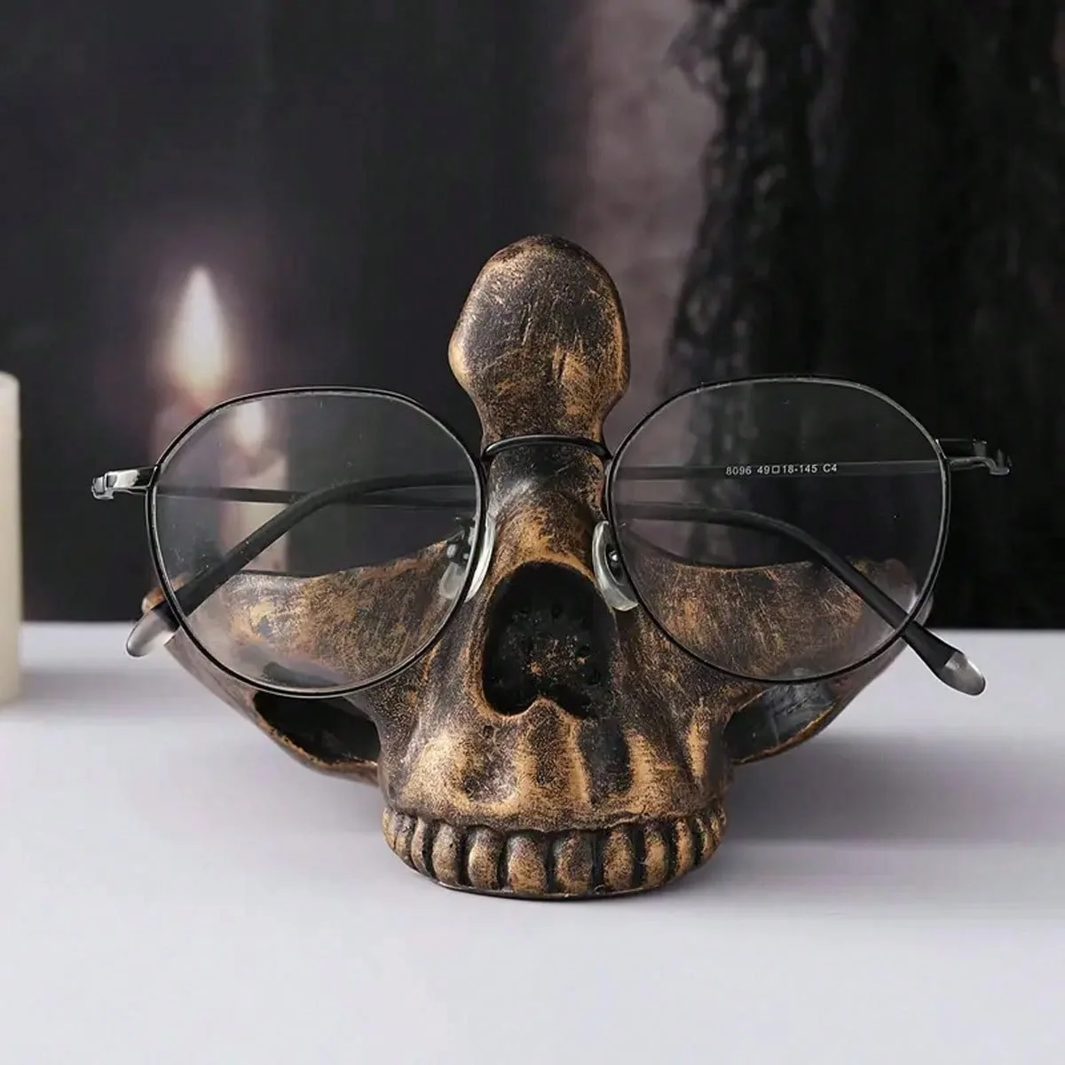 Gothic Skull Eyeglass Holder Resin Skeleton Sunglasses Stand for Desk Decor Storage Halloween Home Decoration Birthday Gife