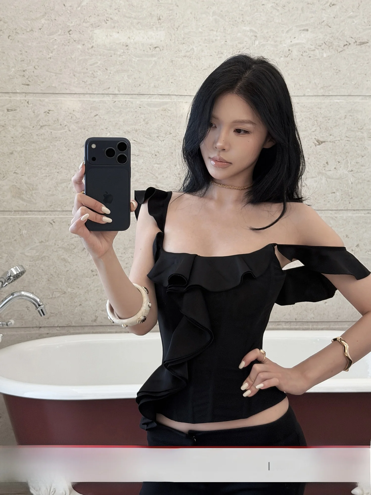 

Hydrae XiIng Bla Sa Crop Top Women's Spring ort Strap Vest Waist Cinched oulder Bared Fibone irt Gentle Sle Sl...