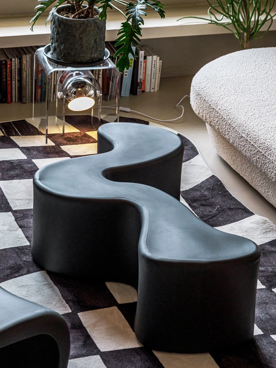 

Mds Danish classic medieval phantom coffee table is special-shaped and quiet, light and luxurious, Verner Panton irregular