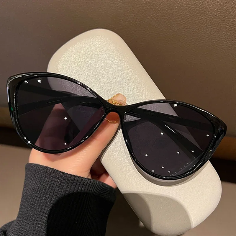 Fashion Cat Eye Sunglasses Woman Brand Designer Mirror Black Triangle Sun Glasses Female Lens Shades for Ladies Eyewear UV400