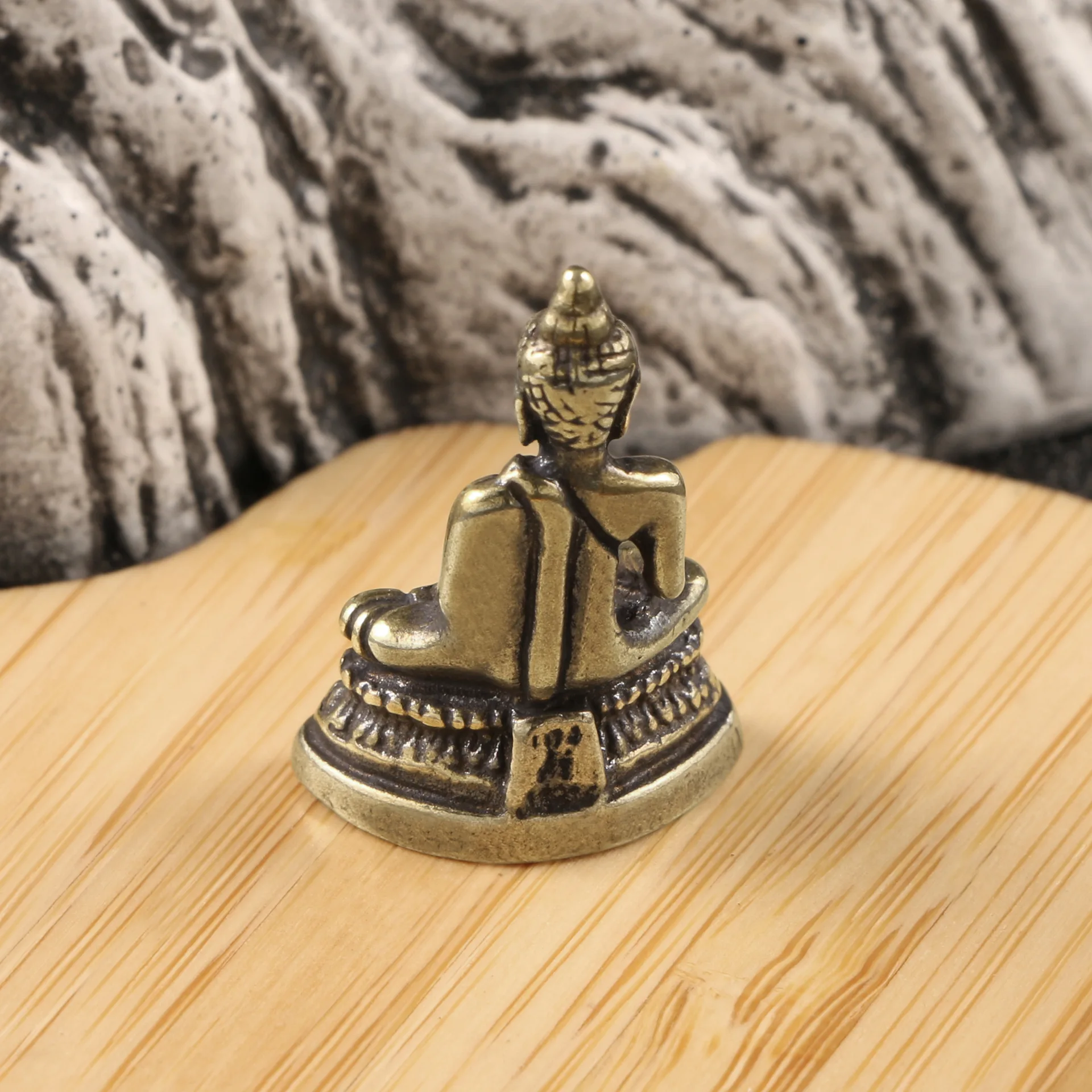 Antique Brass Sakyamuni Buddha Statue Mini Pocket Figurine Pendant Buddhist Collectible Home Decor