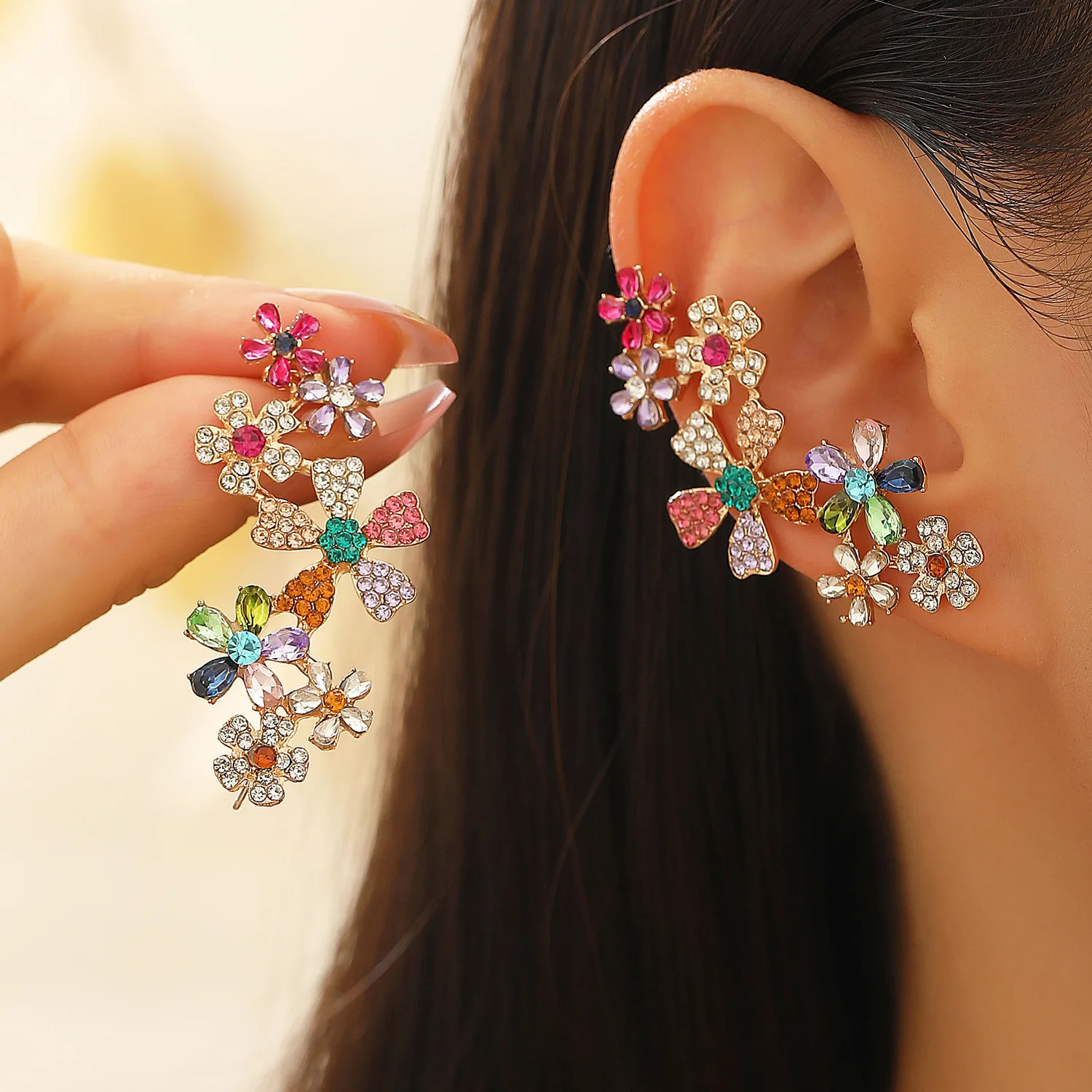 

Корейские модные серьги из серебра 925 пробы с иглами, красочные серьги с кристаллами и цветами для женщин, ювелирные изделия, трендовые новые серьги с дофамином 2023 года, зажим для ушей