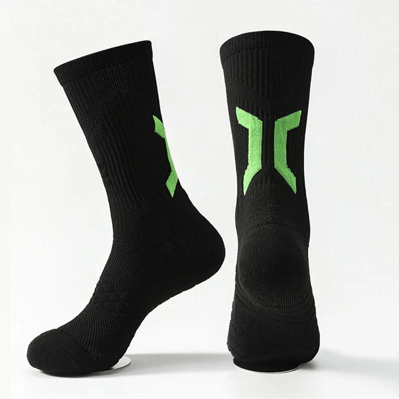 Men's professional basketball training elite Breathable quick drying towel bottom wicking sweat sports pressure sock