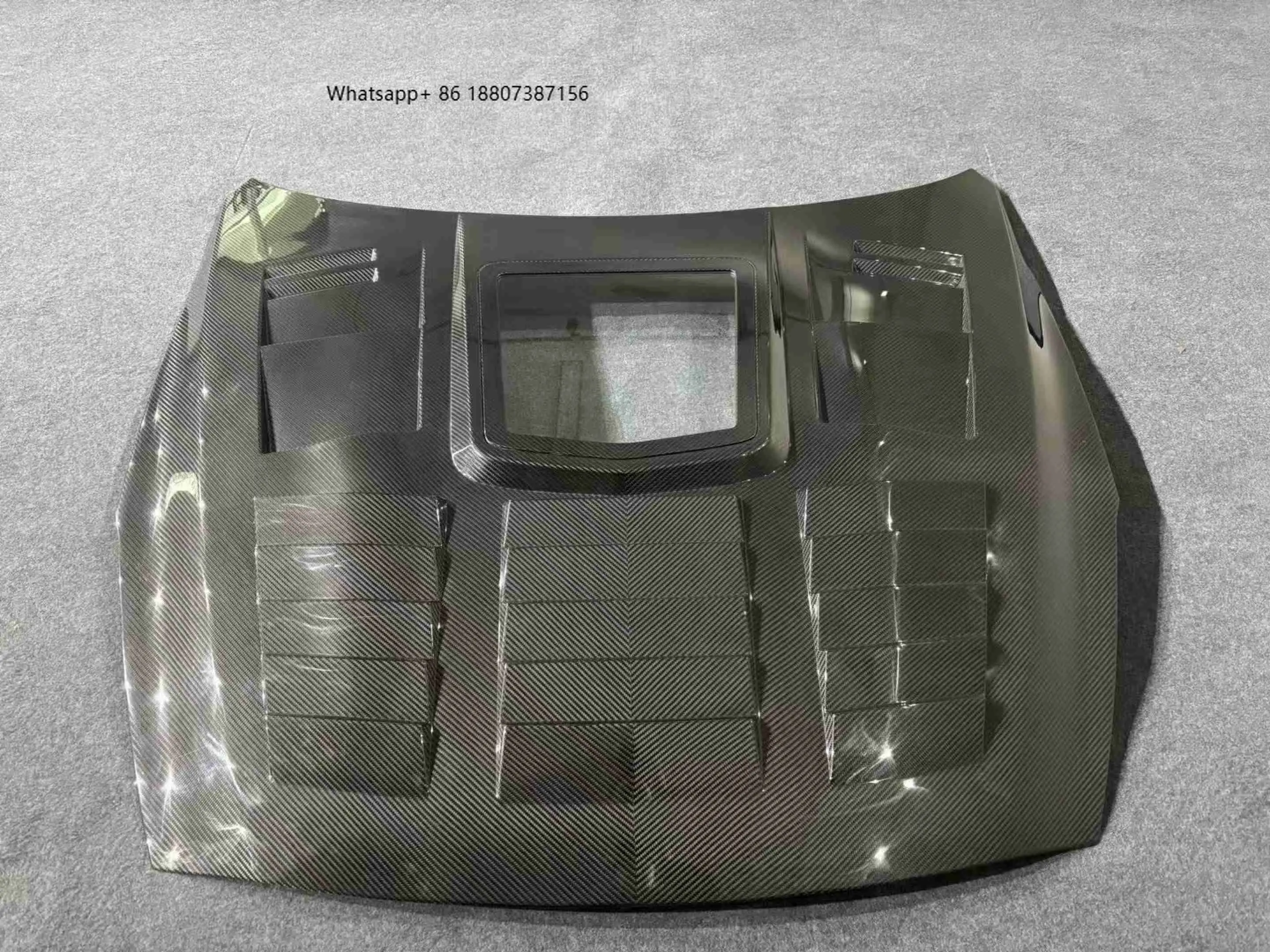 

For GTR R35 Special Dry Carbon Fiber Engine Hood High Quality Dry Carbon Fiber Transparent Glass Engine Hood