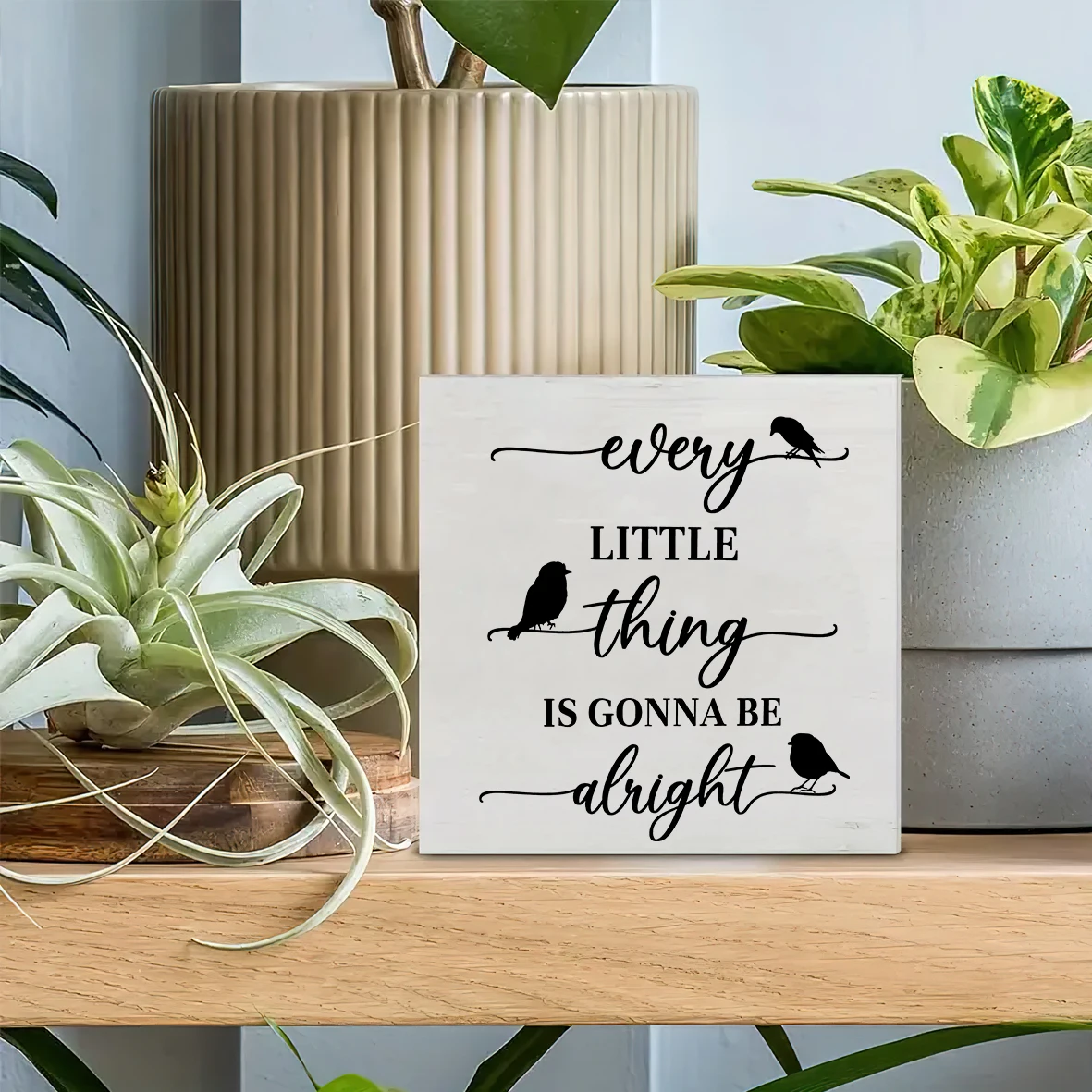 قطعة واحدة من ديكور المكتب الخشبي الملهم - كل شيء صغير سيكون على حق مع صورة ظلية لثلاثة طيور - عطلة عالمية #3