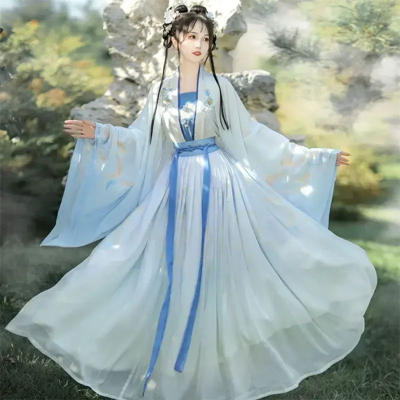 

Hanfu Women Chinese Traditional Embroidery Stage Dance Dress Female Fairy Cosplay Costume Hanfu Gradient Blue&Green For Women