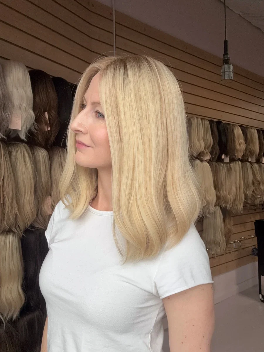 Synthetic Short Bob Wig Warm Baby Blonde Soft Rooted Natural-looking Hairline Glueless Wig Women Daily Use 13x4 Lace Front Wig