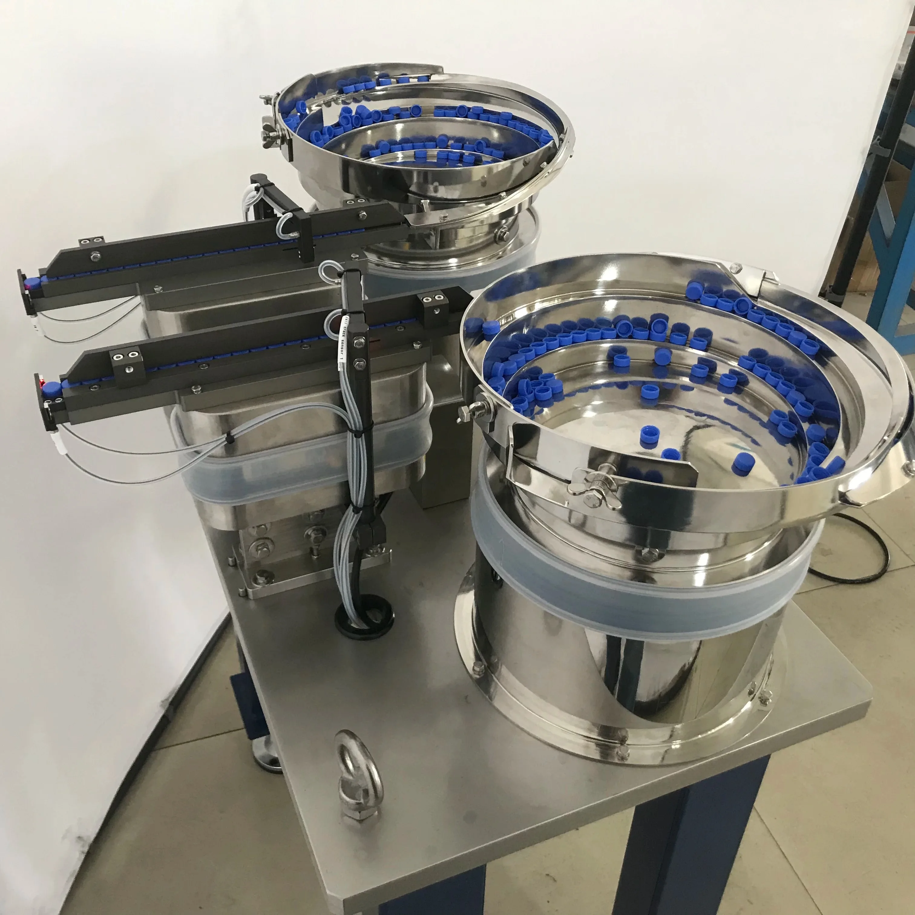 Food Grade Custom Small Vibratory Bowl Feeder for Cap