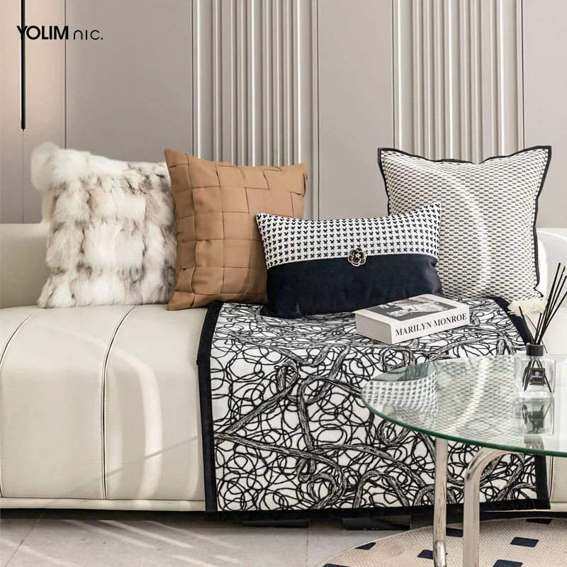 Design Luxury Cushion Cover 30x50 45x45cm Black White Woven Patchwork Lumbar Pillow Case For Home Hotel Bed Living Room Sofa