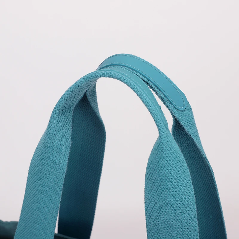 Schicke Damen Nylon Umhängetasche mit Verstellbarem Riemen Reißverschluss Vielseitige Einfarbige Schultertasche für den Alltag – Detail 12
