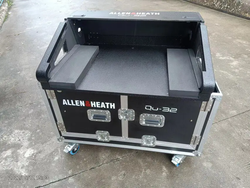 2026 Allen QU32 mixing console, qu 24 flight case, hydraulic tank