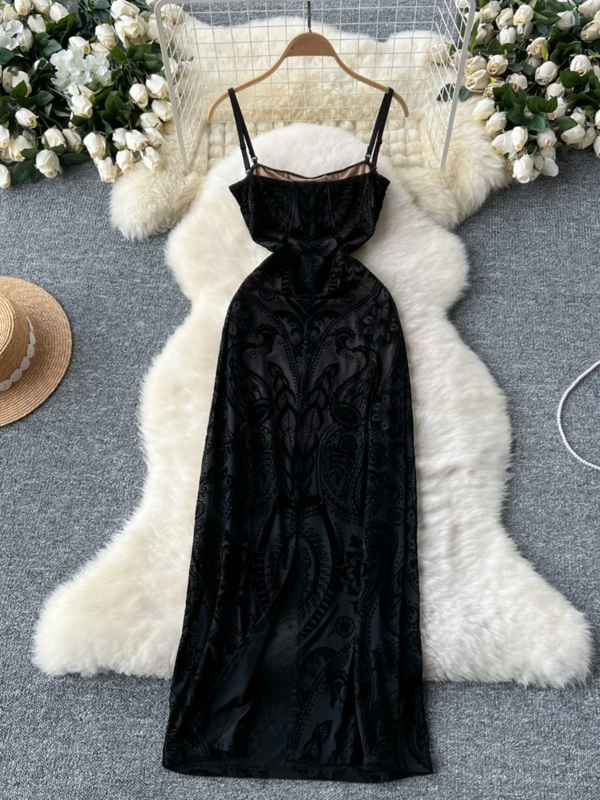 Foamlina-Vestido fino suspenso feminino, Luxo chique, Indústria pesada, Reunindo-se, Imprimindo, Roupa de mulher, Verão, Nicho, Festa noturna