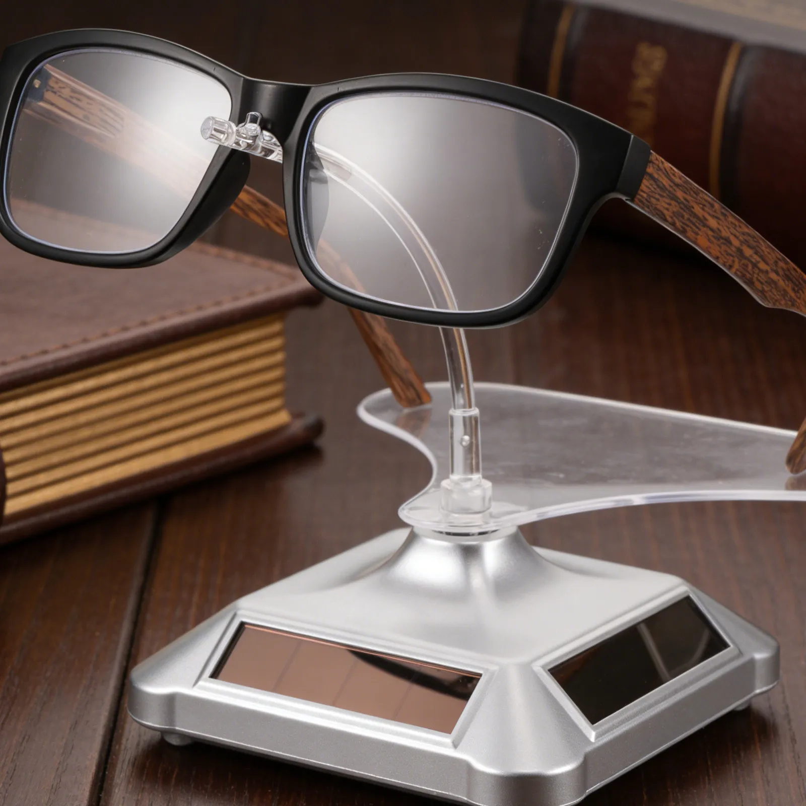 

Solar Powered 360 Degree Rotating Display Turntable Silver for Jewelry Glasses Watches Rotating Showcase Stand