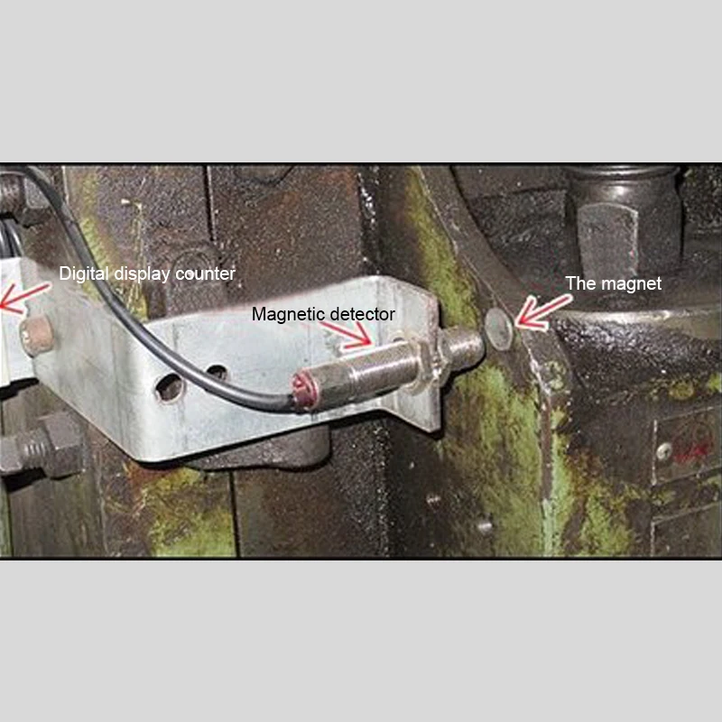 LED Punch Counter Digital Display Reciprocating / Rotating Mechanical Counting Magnetic Induction Electronic Counter