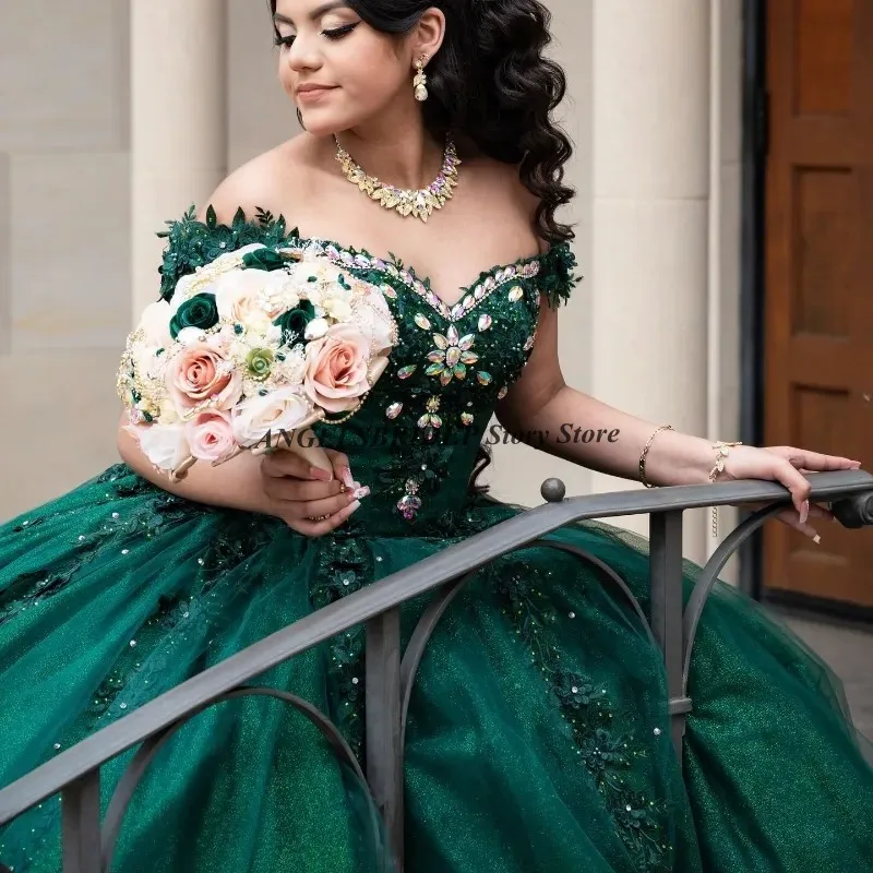 ANGELSBRIDEP szmaragdowozielone Quinceanera sukienki meksykańskie z ramienia suknie balowe aplikacja z koronki kryształowa koronka Vestidos 15 De XV