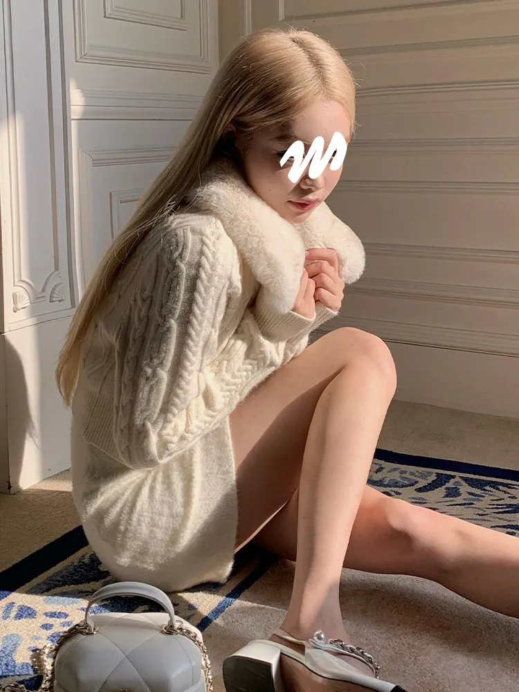 

Detachable Faux Fur Collar Short Sweater Women New Fall Winter Black White Twist Knitted Cardigan Top Long Sleeve Knitwear Mujer