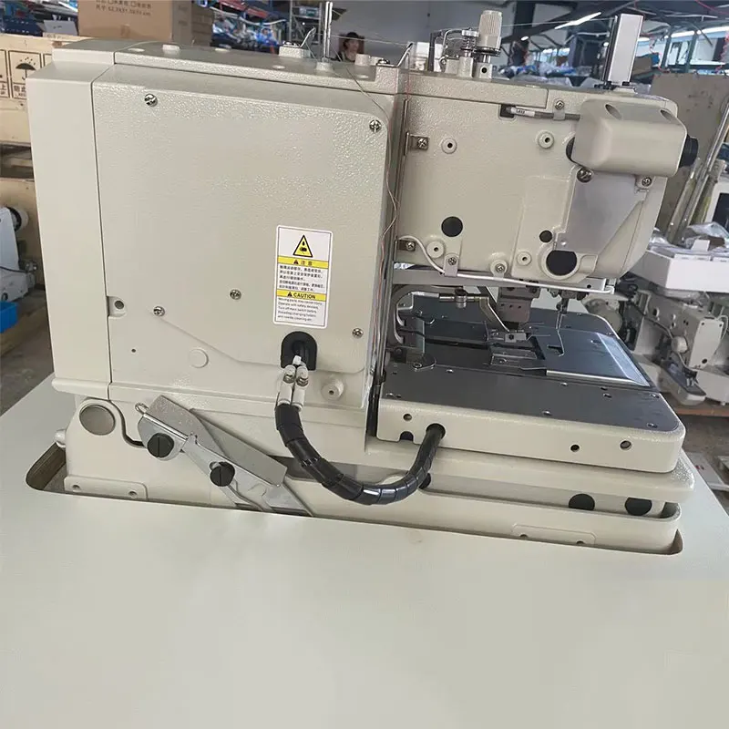 Direct drive runde kopf automatische knopfloch maschine mais phoenix auge knopfloch maschine industrielle nähmaschine