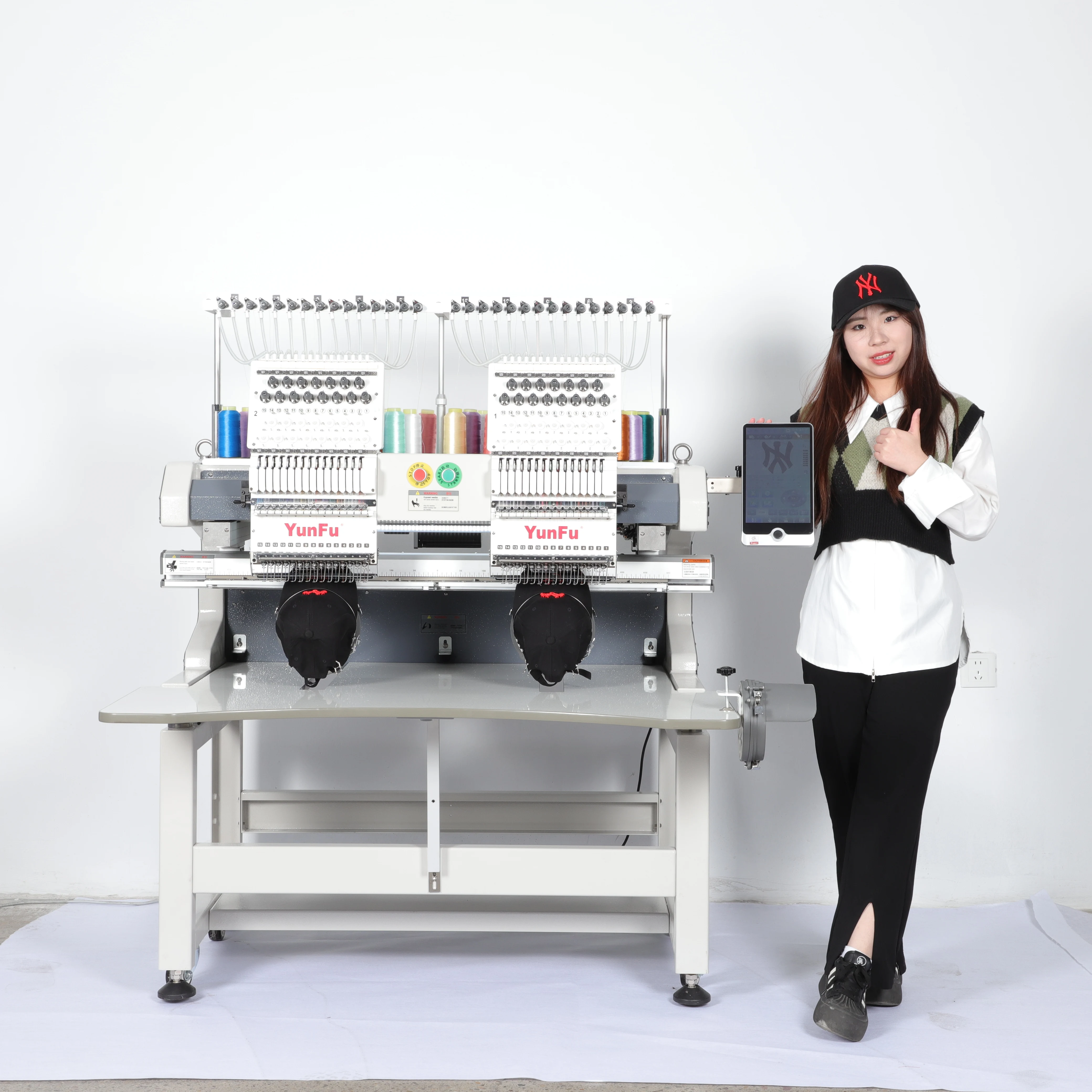 Commercial 2-Head Embroidery Machine New Pour De Broderie 3D with Bead and Sequences Computerized Embodiery for Home Use