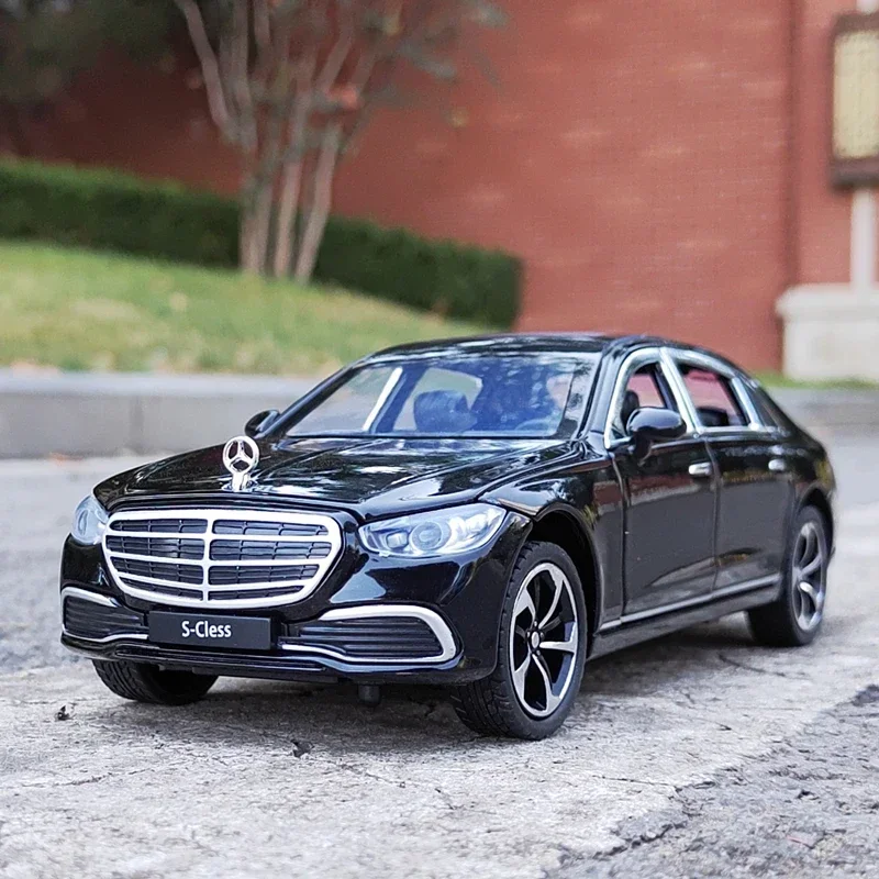 1:24 Mercedes-Benz S400LจําลองDiecastโลหะผสมรุ่นรถเสียงดึงกลับคอลเลกชันของเล่นเด็กของขวัญA521