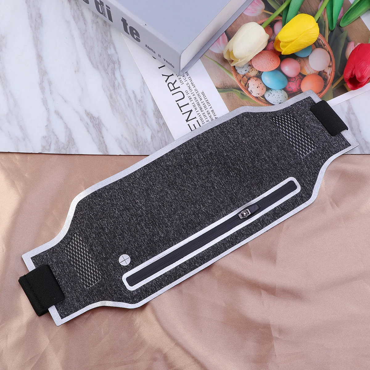 Running Belt Waist Pack Lightweight Waterproof Fanny Pack with Phone Compartment Adjustable Sport Waist Pouch for Jogging