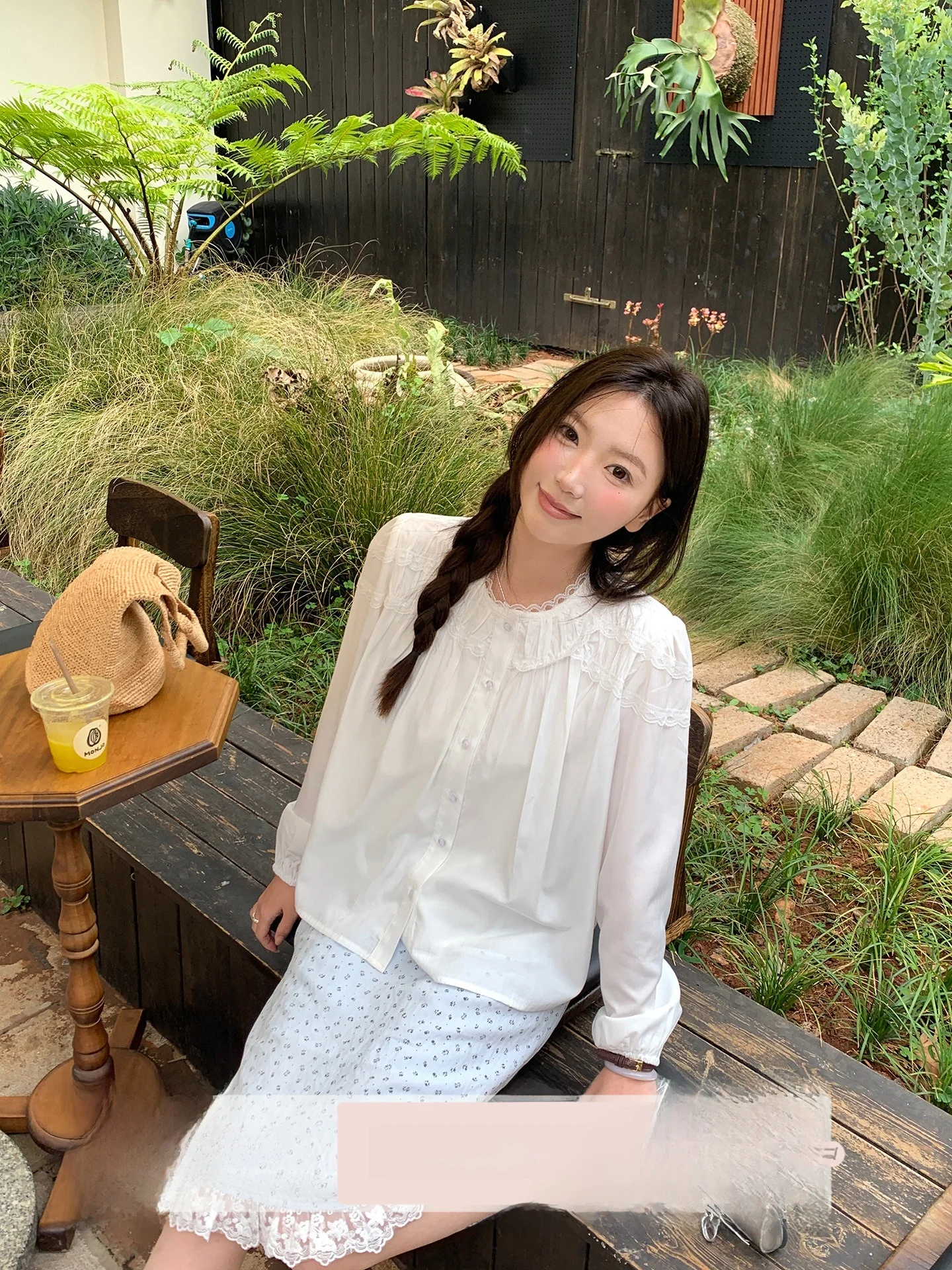 

White Long Sleeve Women's Shirt Spring 2026 New Style Korean round Neck Lace Trim Cheeset Bunny Korean Style Loose Fit Casual...