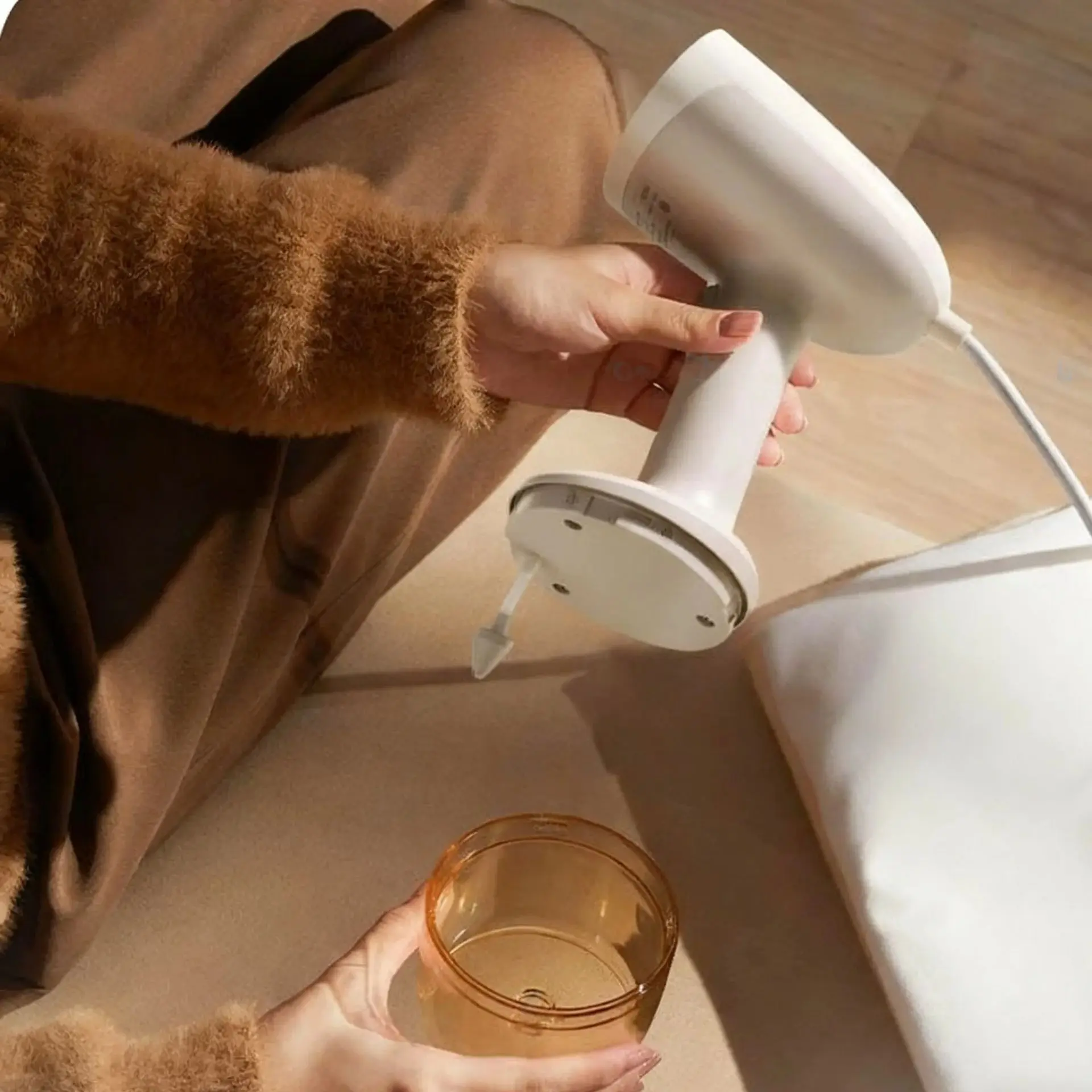 Handheld Garment Ironing Machine Home Travel Ironing Artifact Small Steam Ironing Machine Convenient Iron Dormitory