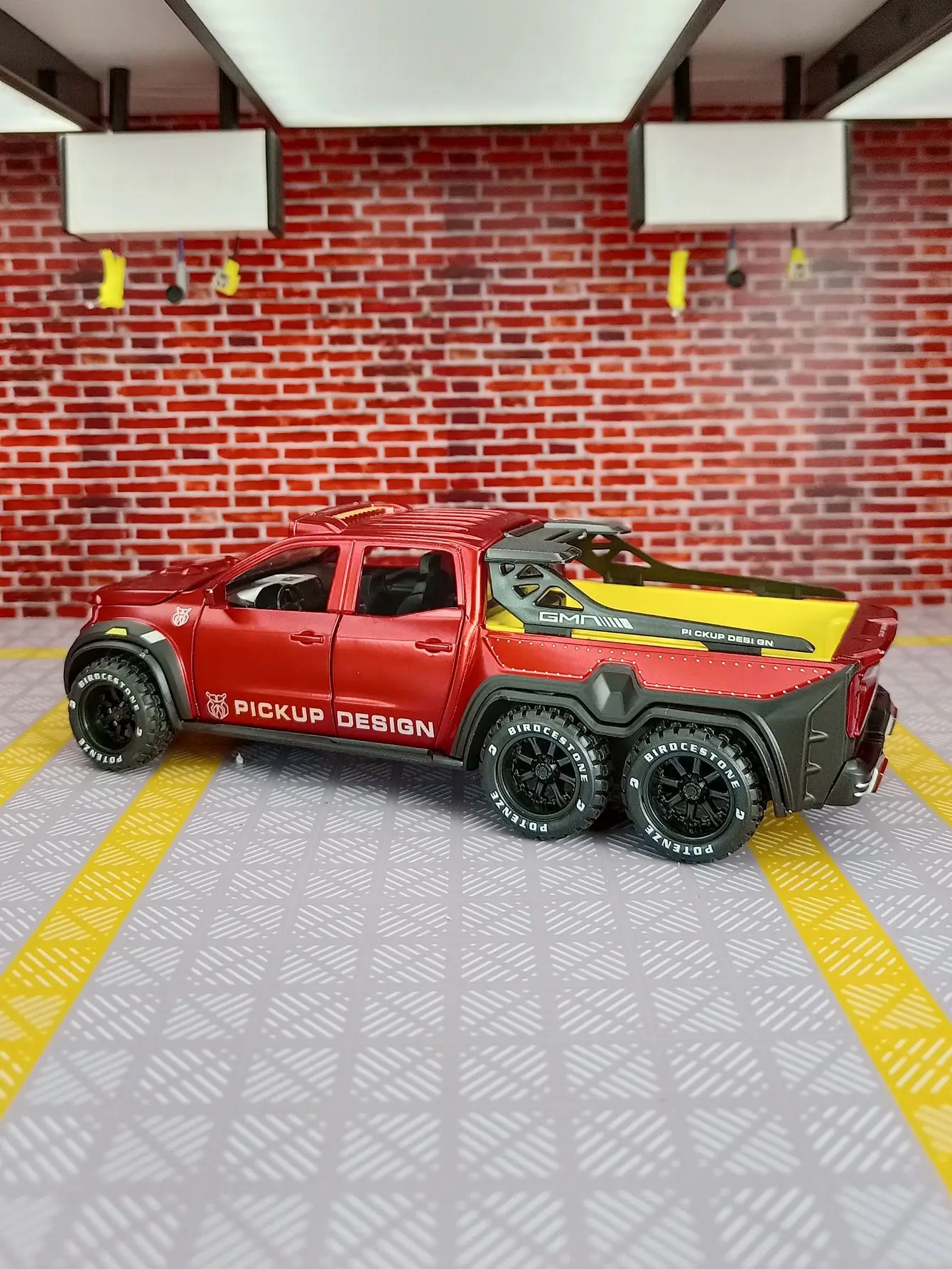 1:28 Mercedes Benz X-Class Exy 6X6 Off Road Pickup Model Toy Car Alloy Diecast Pull Back Toys Vehicle for Gift