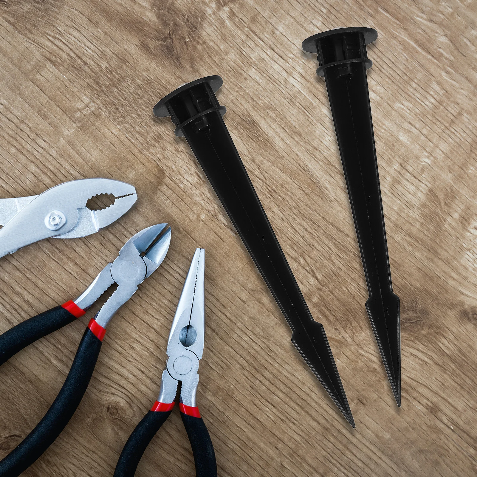 

4Pcs Solar Light Replacement Stakes Threaded Spike Flood Light Ground Stakes Plastic for Outdoor Garden Yard Pathway