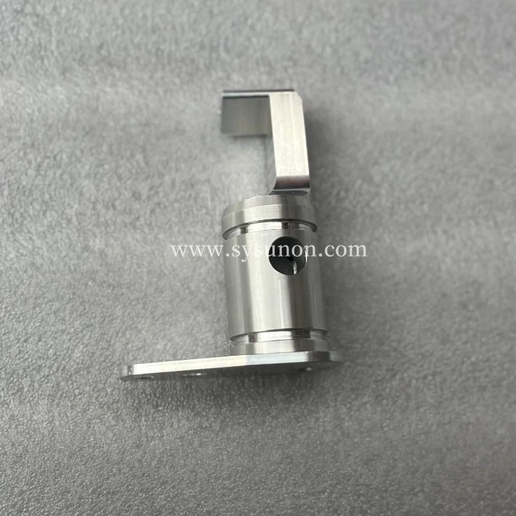 QSK19 Diesel Engine Part Piston Cooling Nozzle 4953572