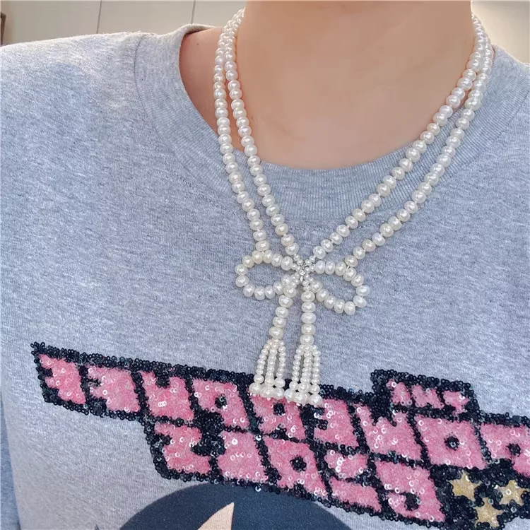 

Natural Freshwater Pearl With Double Layered Collarbone Necklace