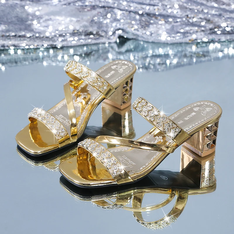 Women Summer Fashion Rhinestone Slipper Sexy Hollow Out Chunky High Heels Sandals Crystal Party Shoes Woman Flip Flops